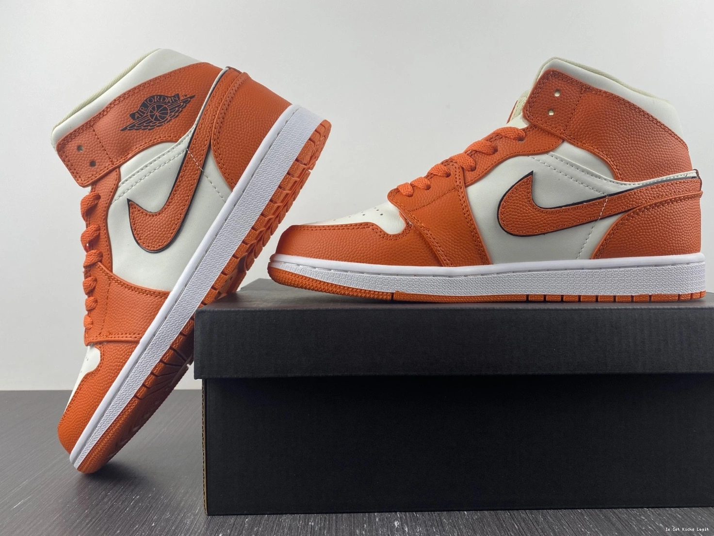 Sport Air Jordan Mid SE 1 DV1302-100 Spice 0422